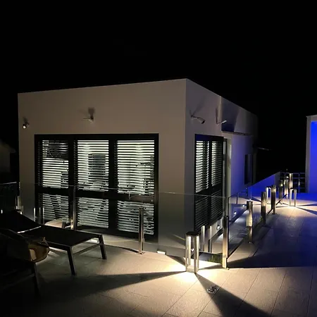 Luxury Sundance *