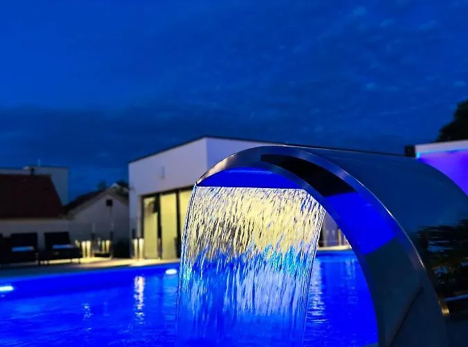 펜션 Luxury Sundance 트로기르