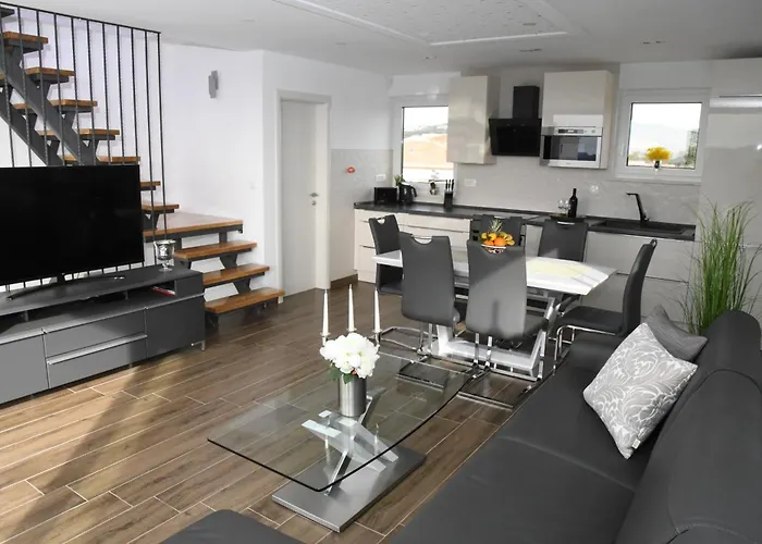 Luxury Sundance 펜션 트로기르