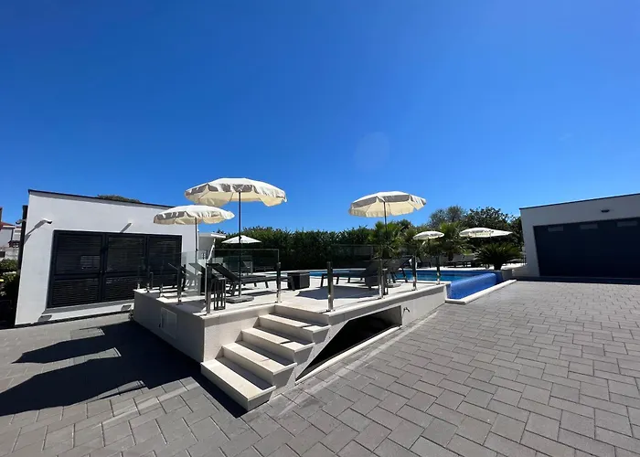 Luxury Sundance * 트로기르